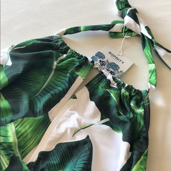 SOLD—- NEW sizeXL Halter One Piece Swimsuit - Picture 7 of 9